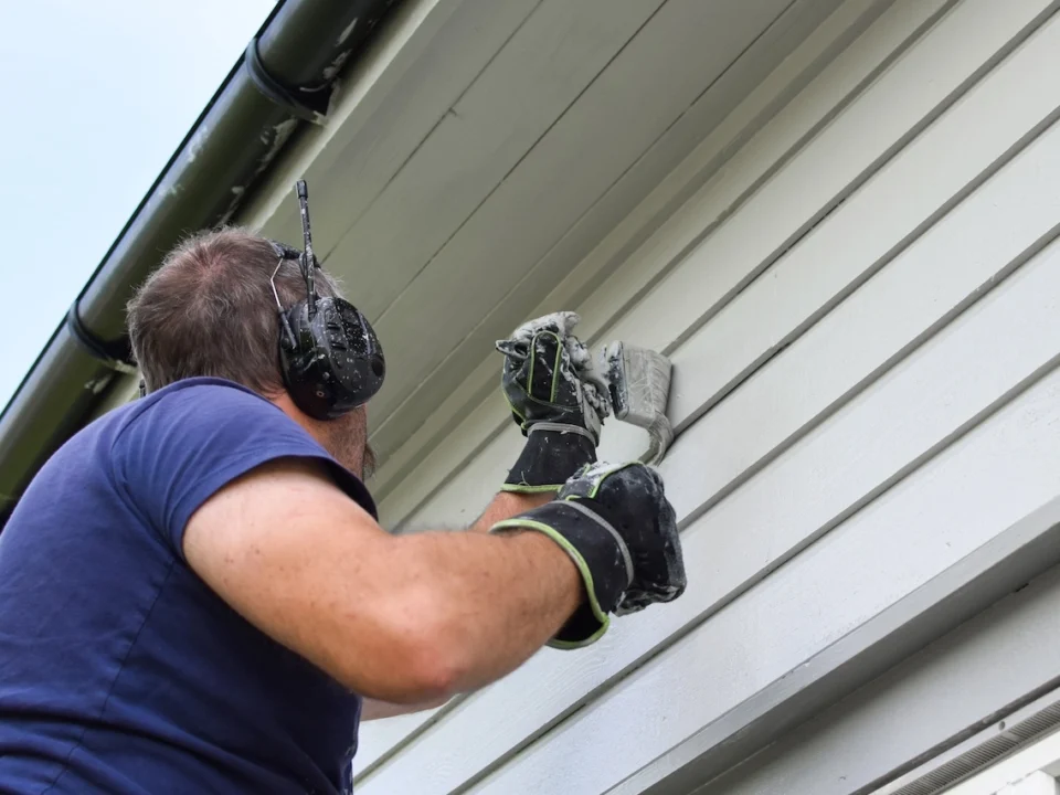 Transforming Your Home's Exterior with a Fresh Coat of Paint